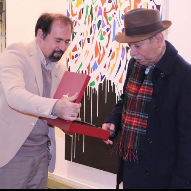 تابلو زرین، کلکسیونی و نقش برجسته استاد نصیریان