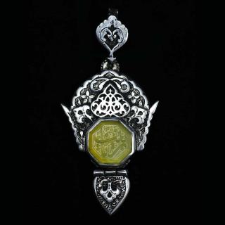 آویز نقره طرح تاج هشت گوش یا زینب