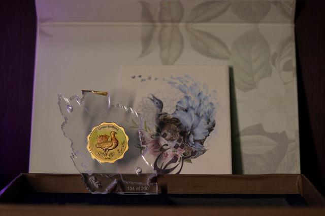 پک طلا و نقره مدالیون(سکه یادبود) میش مرغ